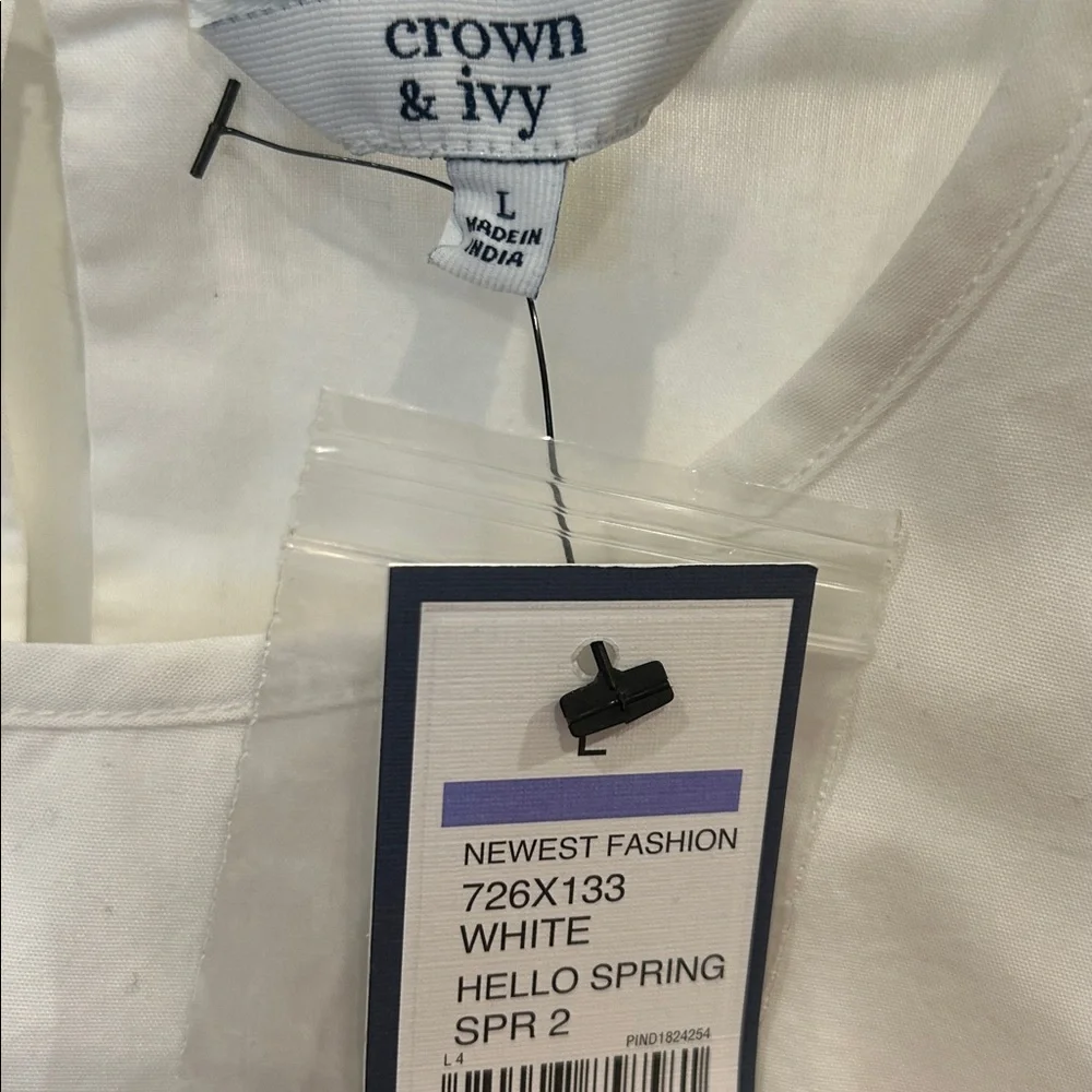 crown & ivy White Simple Women's Top - Picture 2 of 4